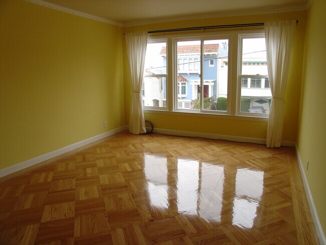 Foto del edificio - 1395 16th Ave
