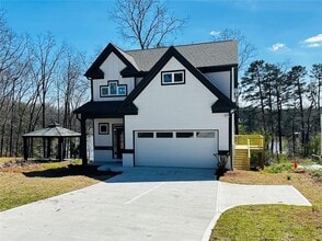 Building Photo - 6960 Diana Cir