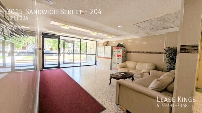 Photo du bâtiment - Minutes away from UofW