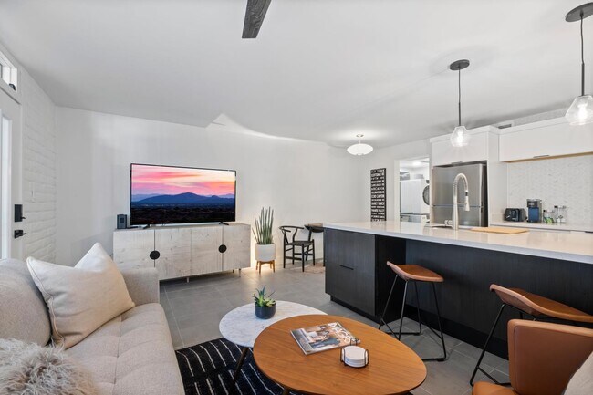 Foto del edificio - 3737 E Turney Ave