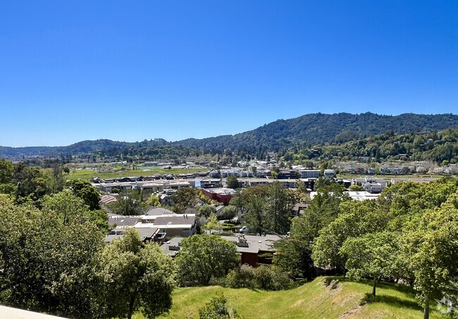 Kentfield Apartments