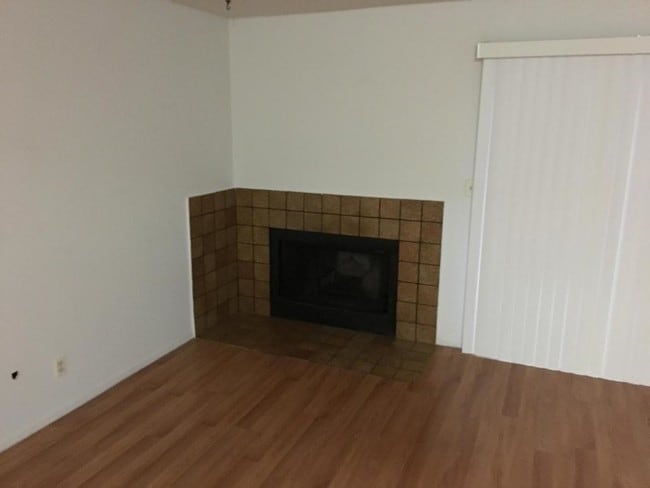 Foto del edificio - 2004 Ahern St