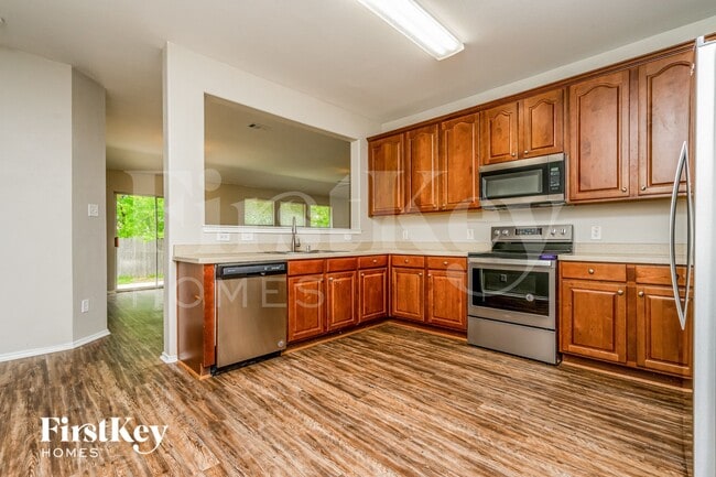 Foto del edificio - 3908 Windy Point Dr