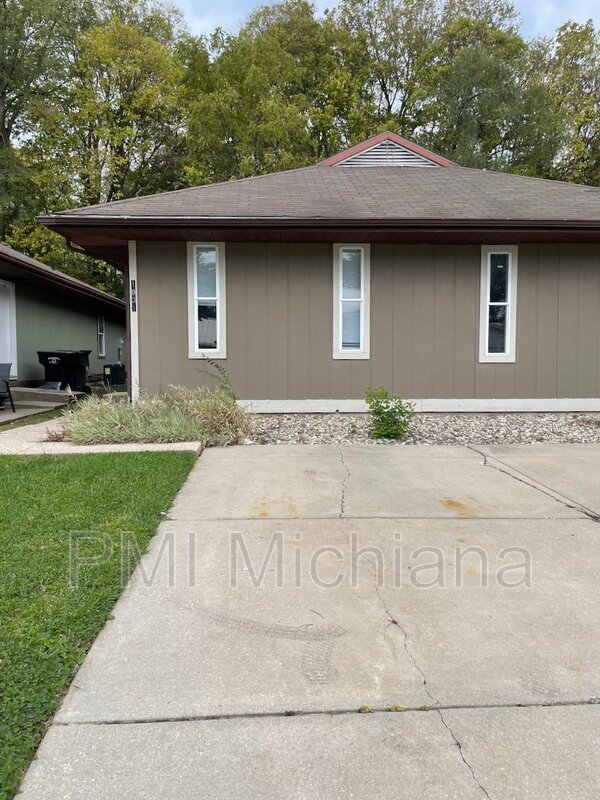 Foto del edificio - 1931 Greenock St