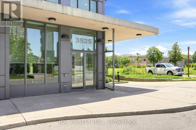 Building Photo - 3525 Kariya Dr