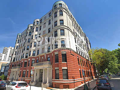 Foto del edificio - 881 Massachusetts Ave