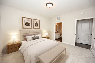 Building Photo - DAF - Dalton Residences