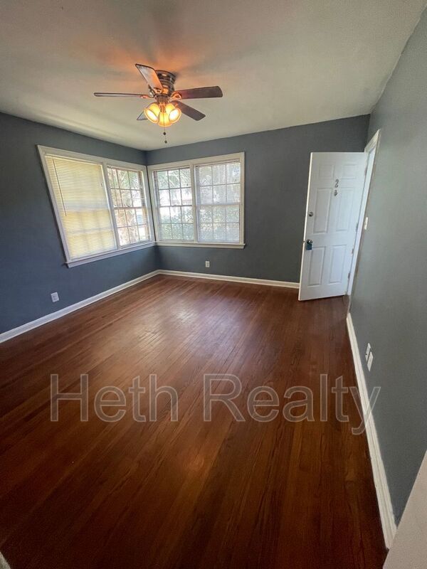 Foto del edificio - 2966 Remington St