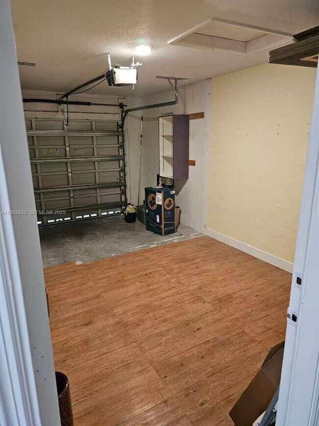 Foto del edificio - 2816 NW 99th Terrace