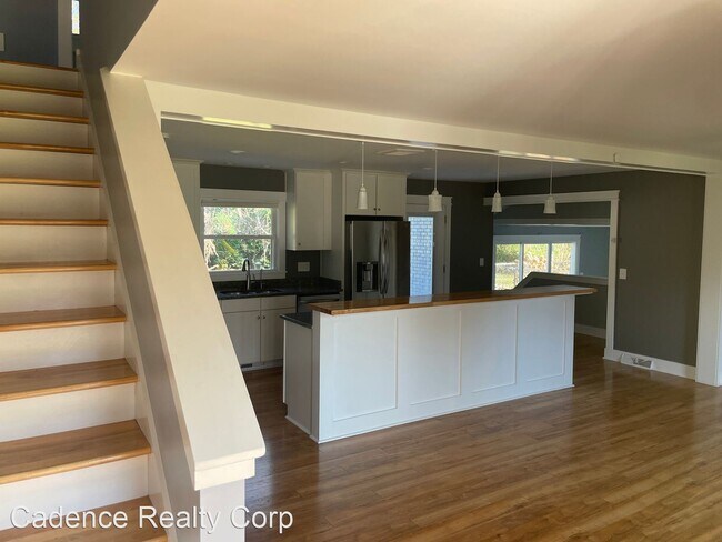 Building Photo - 4 br, 3.5 bath House - 126 Chelsea Lane