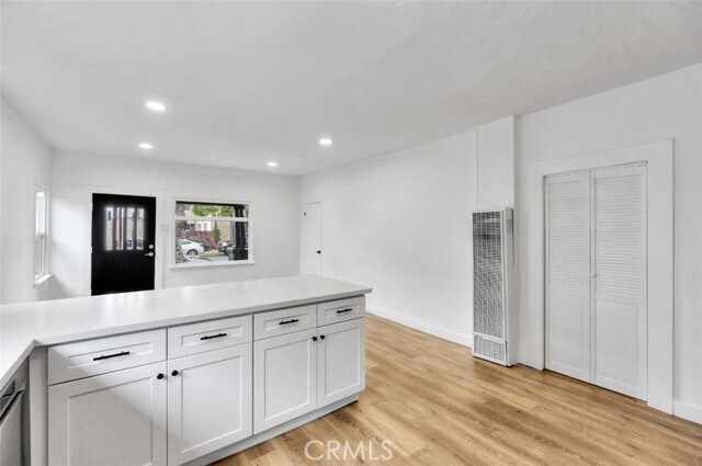 Foto del edificio - 584 W 12th St