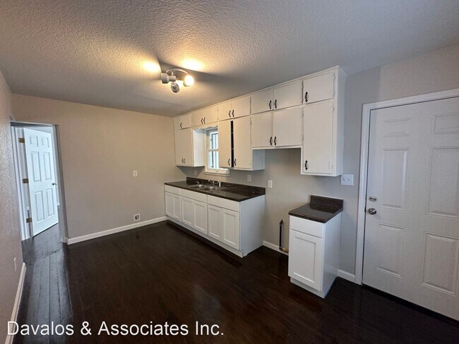 Building Photo - 1 br, 1 bath House - 3218 Perez St