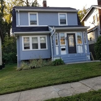 Building Photo - 3331 Hewitt Crescent St