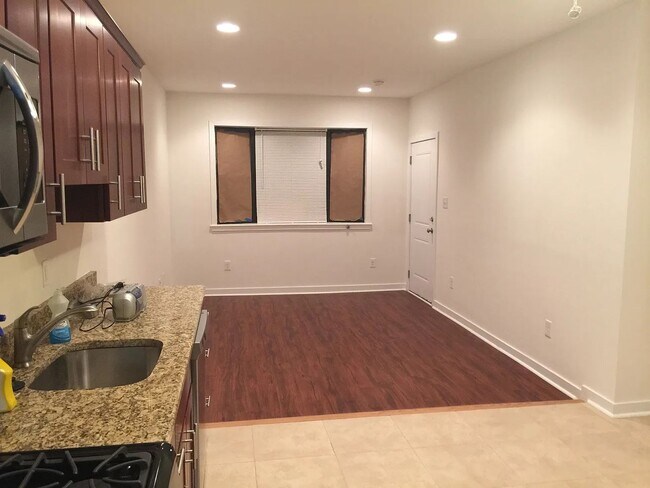 Foto del edificio - Newly Renovated Triplex East Passyunk
