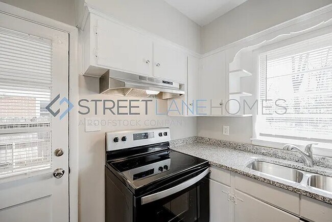 Foto del edificio - 2716 Walker St