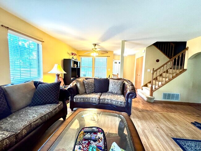 Foto del edificio - 2180 Camden Ln