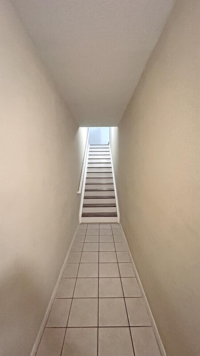 Photo - 104 SW Peacock Blvd Townhome