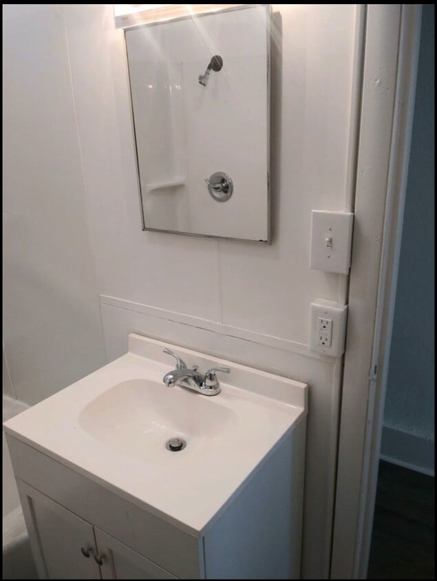 Foto del edificio - 101 N G St