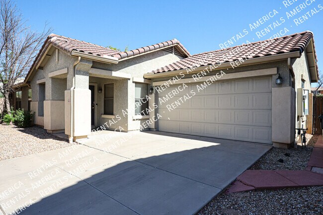 Building Photo - 3 bedroom 2 bath in  N Phx