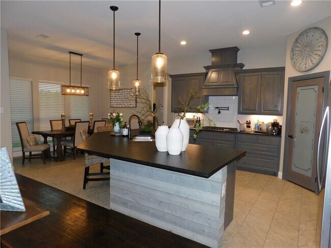 Building Photo - 3065 Bridgecreek Dr