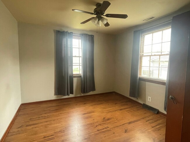 Foto del edificio - 6334 Patton Ave