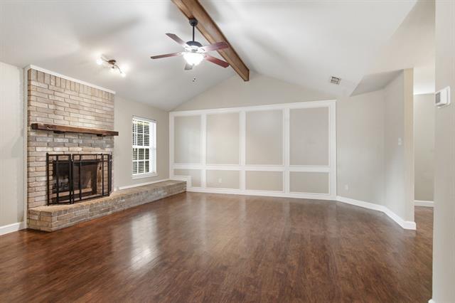 Foto del edificio - 2502 Cranberry Ln