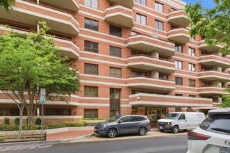 Building Photo - 2301 N St NW