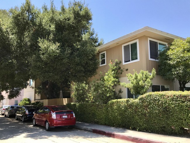 Building Photo - 1223 Garden Street - B