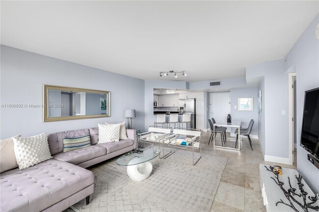 Foto del edificio - 1800 Sunset Harbour Dr