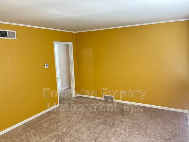 Building Photo - 1750 Sea Isle Rd