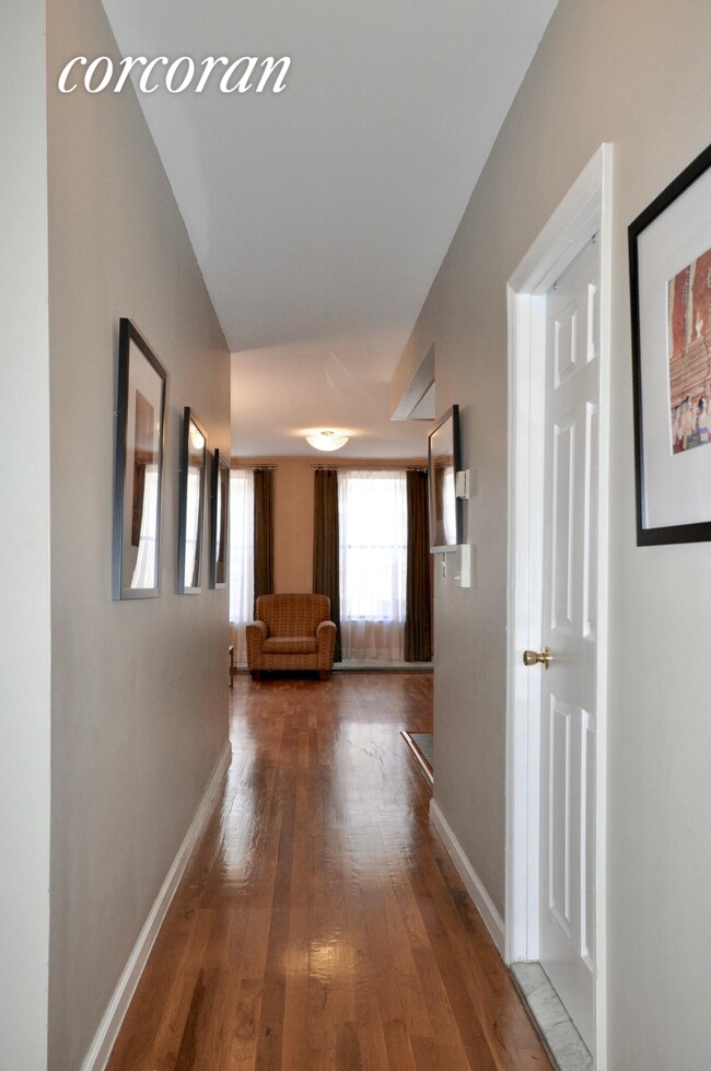 Building Photo - 548 W 140th St