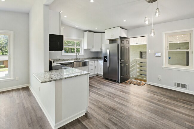 Foto del edificio - 374 Oak Dr SE