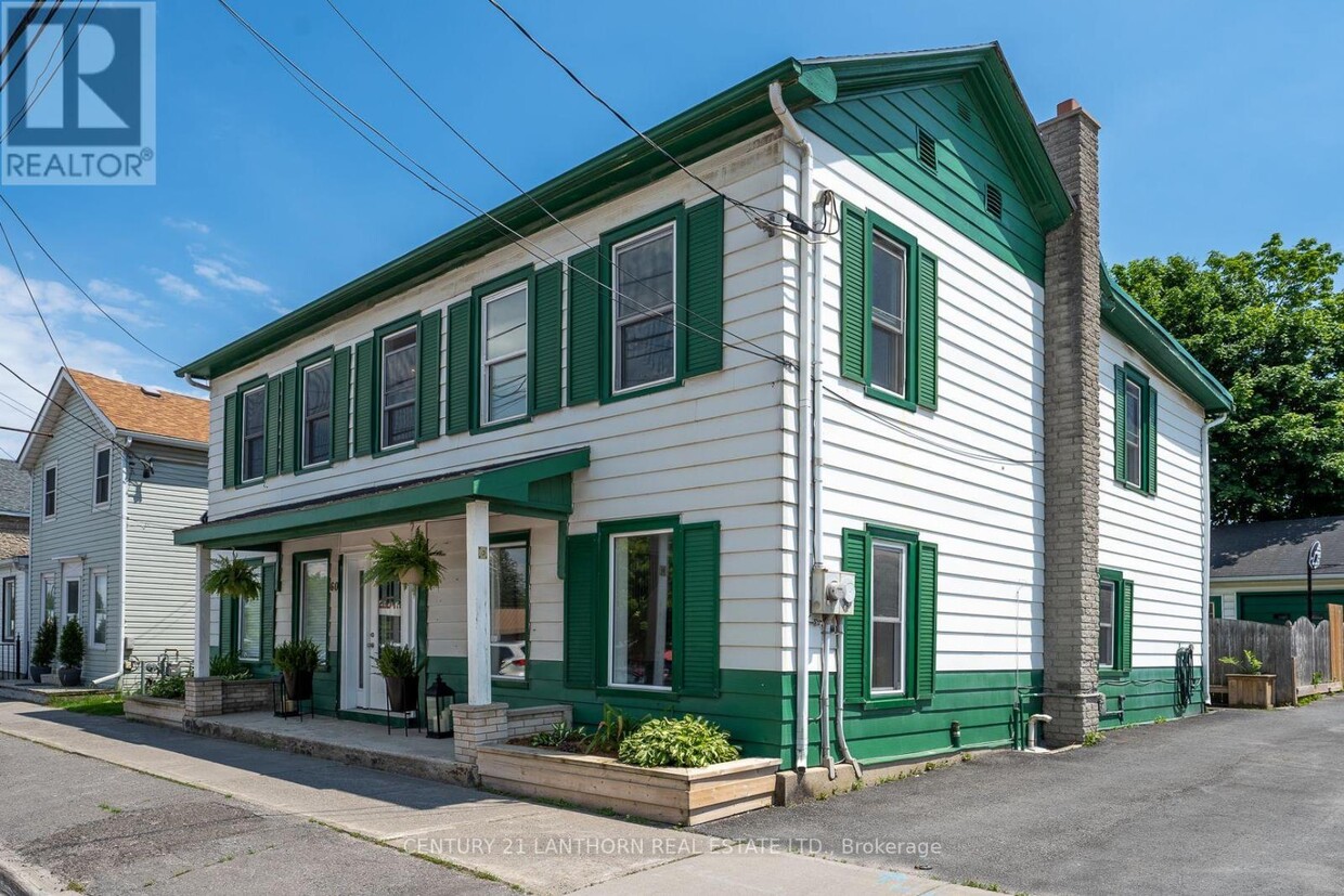 Primary Photo - 58 Picton Main St