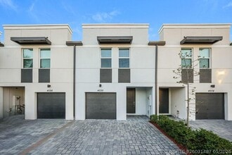 Building Photo - 4030 Hot Spgs Ave