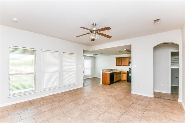 Building Photo - 233 Kennedy Dr