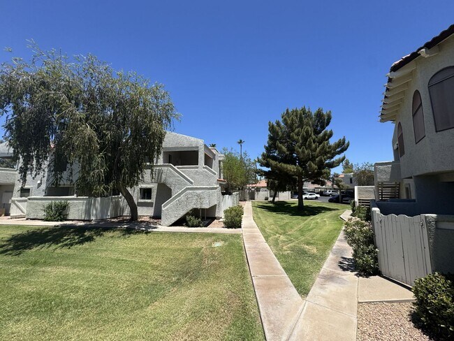 Photo - 850 S River Dr. Apartment