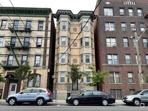 Building Photo - 1619 Palisade Ave