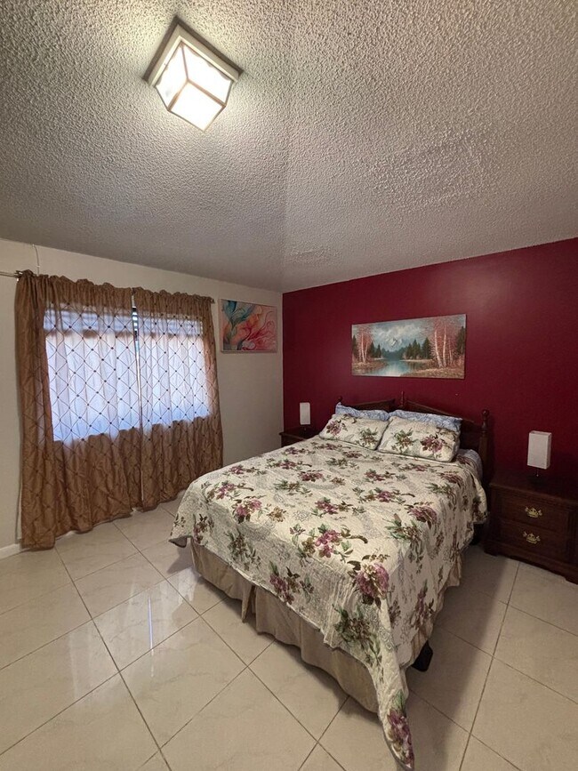 Foto del edificio - 1133 SE 13th Terrace