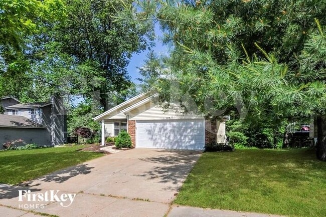 Building Photo - 134 Holly Green Dr