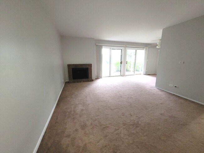 Foto del edificio - 1460-1467 7 Pines Rd