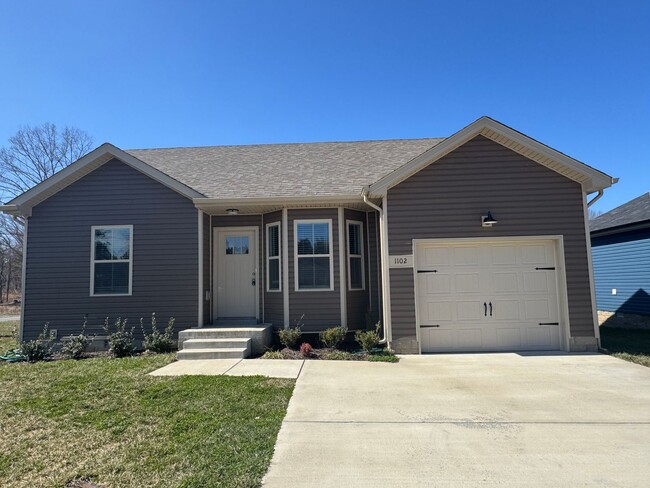 Building Photo - Gorgeous Single Family Home