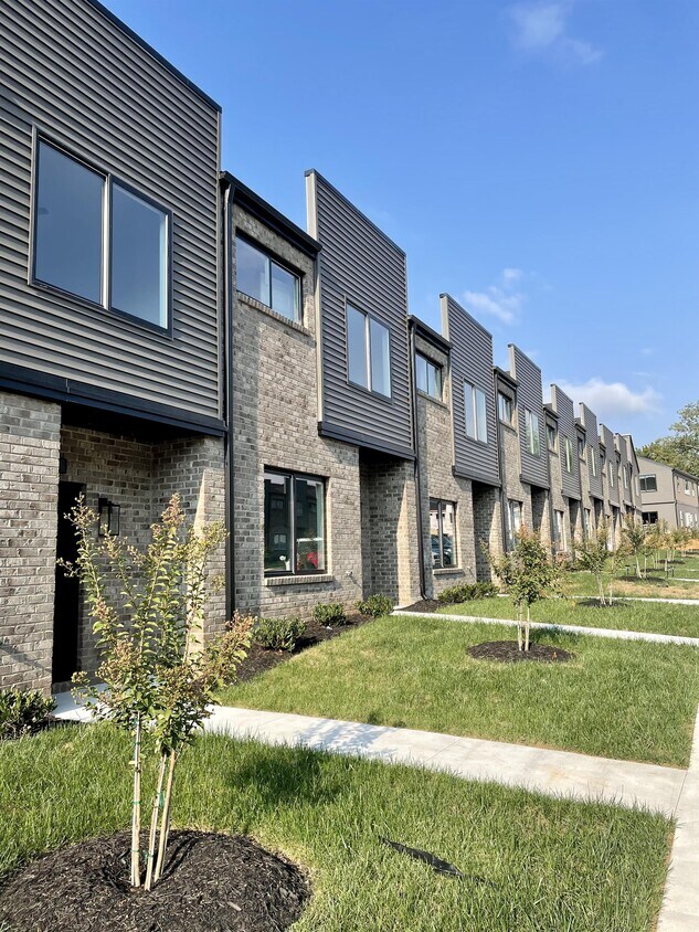 51 Zentry Pl, Timberlake, VA 24502 Townhome Rentals in Timberlake VA