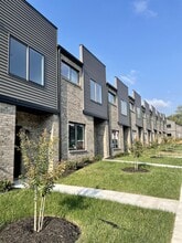 Building Photo - 51 Zentry Pl