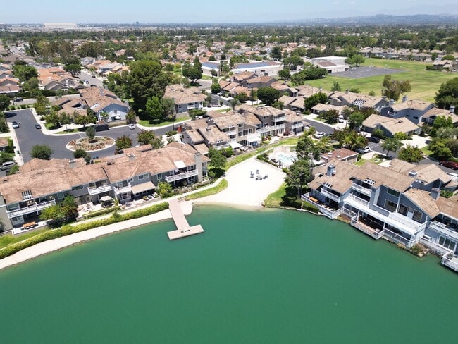 Building Photo - BREATHTAKING LAKE VIEW! Gated Lake community 3 bedroom plus 1 Den 2.5 bath Home