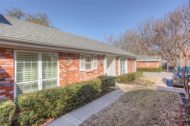 Foto principal - 1029 Roaring Springs Rd