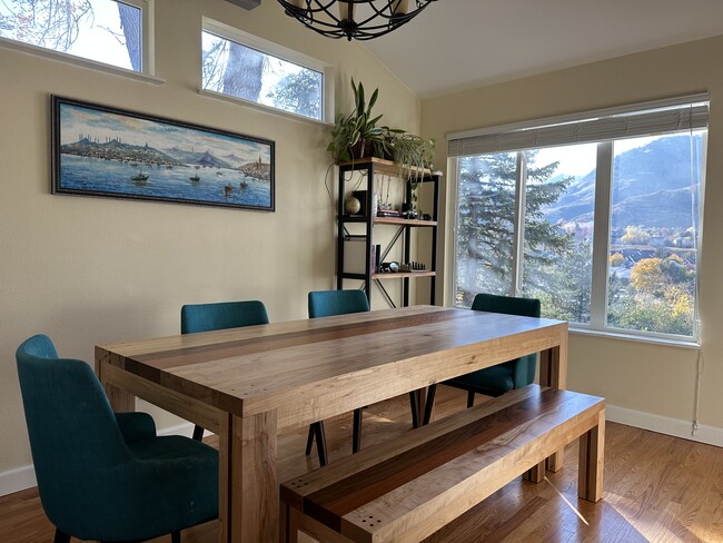 dining room addition (views!) - 352 Goldco Cir