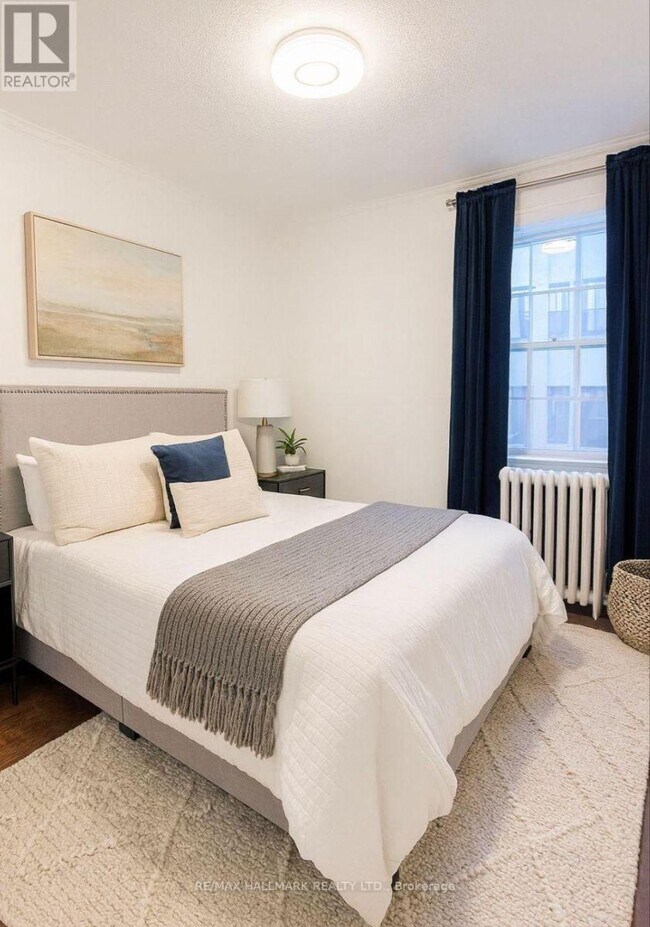 Building Photo - A - 1616A BLOOR STREET W