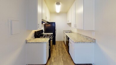 Interior Photo - Bay Terrace