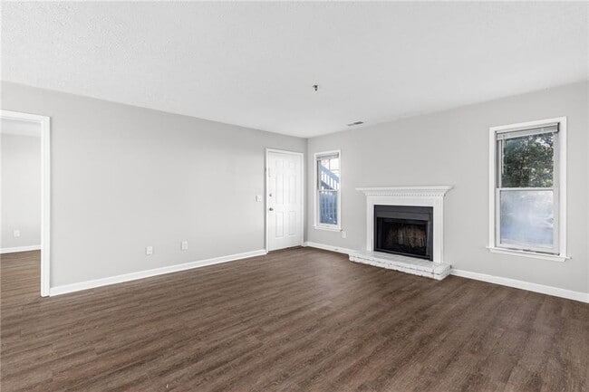 Foto del edificio - 295 E Burns Ct SW