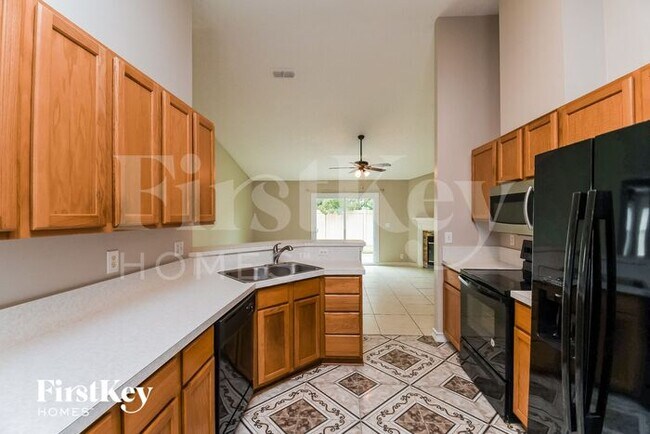 Foto del edificio - 12335 Bucks Harbor Dr S